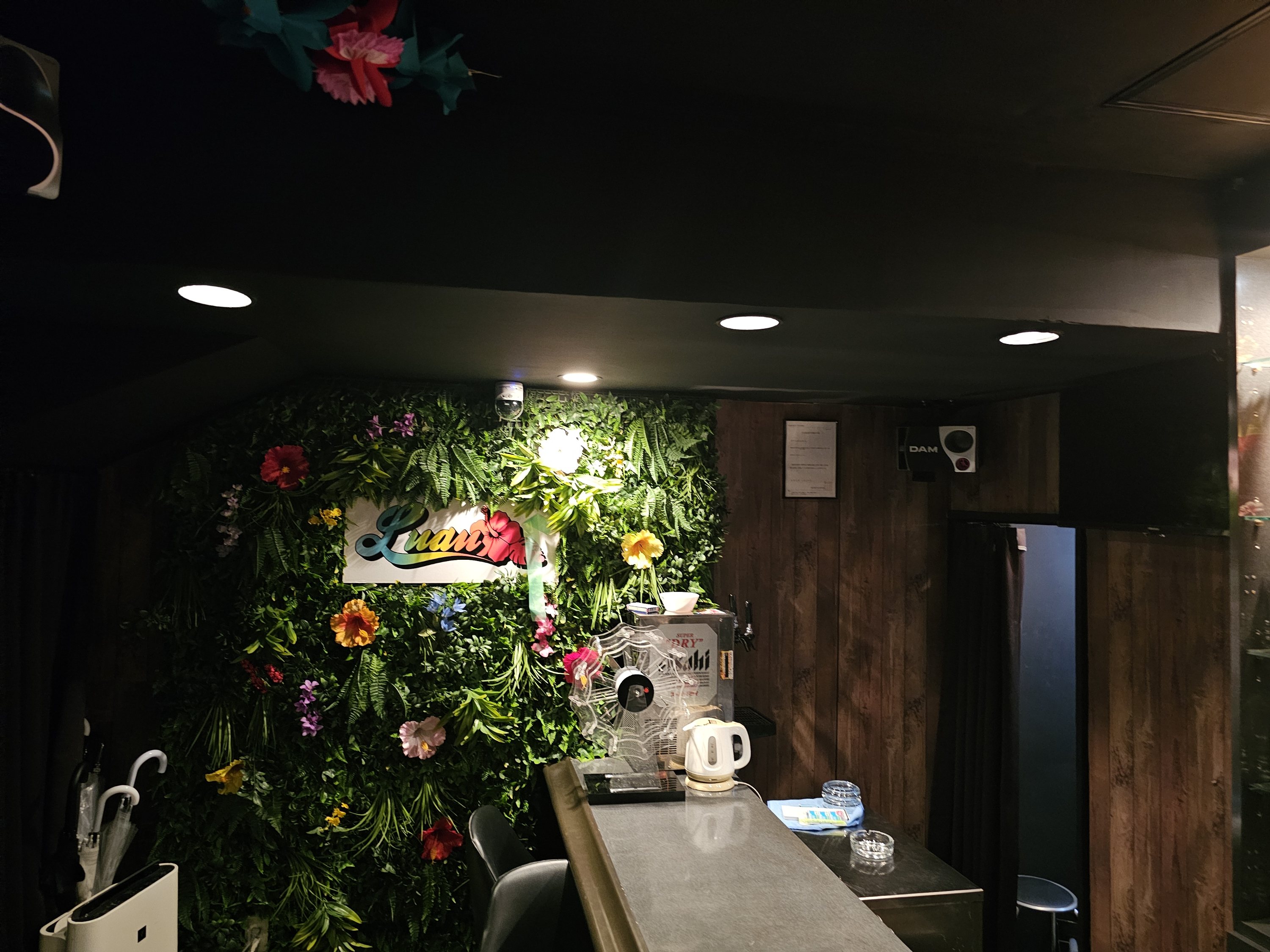 東京赤坂見附の飲食店天井復旧工事